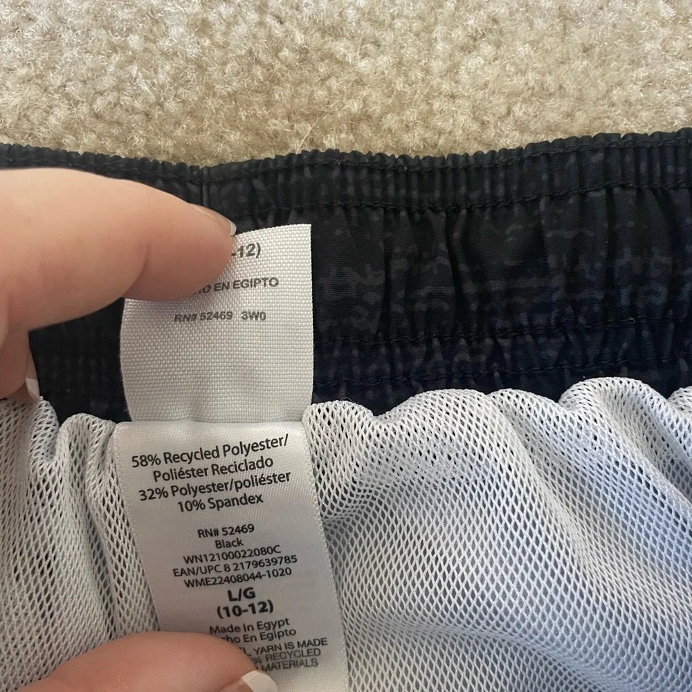 Wonder Nation Boy size‎ L swim trunks/shorts.